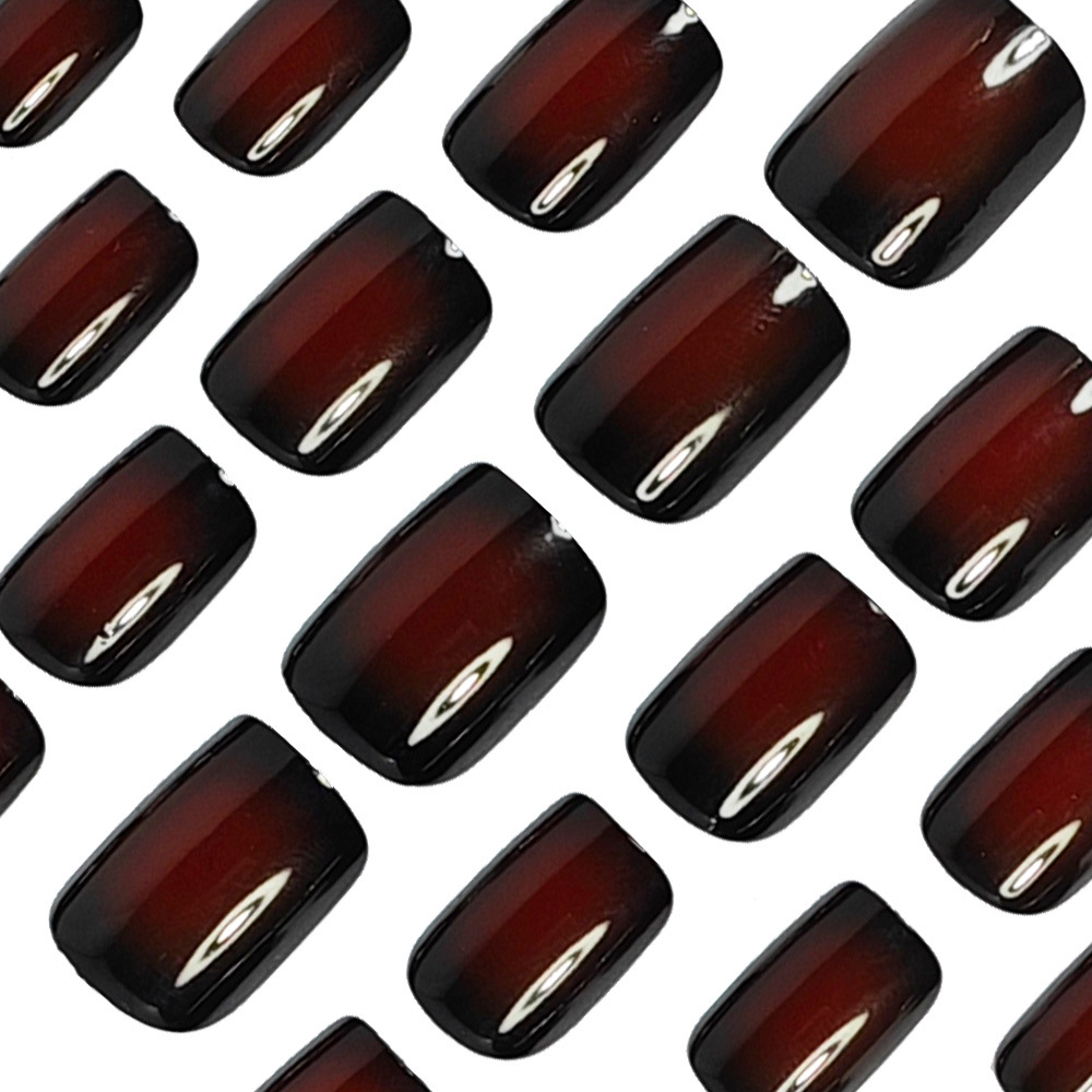Korte vierkante nepnagels voor - Nail Art Red recensie en prijs